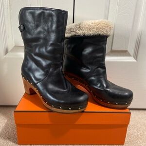 UGG Black and Cream Clog Mules with Sheepskin Lining